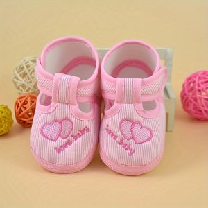 Soft-Soled Fabric Shoes with a Heart Design