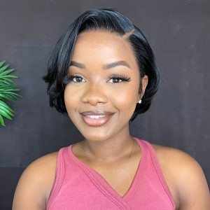 Wavy Short Bob Lace Frontal Wigs for Women, Featuring a 13X4 Side Part, Made from Brazilian Remy Human Hair And Pre-Plucked