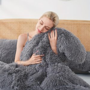 Fluffy Fuzzy Plush Comforter Set, 2/3pcs Winter Faux Fur Warm Soft Fuzzy Plush Bedding Comforter Set
