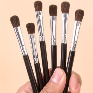 Set of 6 Eyeshadow Brushes with Soft, Dense Bristles for Easy Application, Perfect for Beginners And Professional Eye Makeup