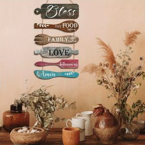 2D Flat, A Set of 2D Flat Wall Decor Featuring the Phrase "Pray for the Food Before Us," Suitable for Farmhouse Kitchens. It's the Perfect Choice for Decorating Your Kitchen and a Unique Gift for Family Members, 2D Flat