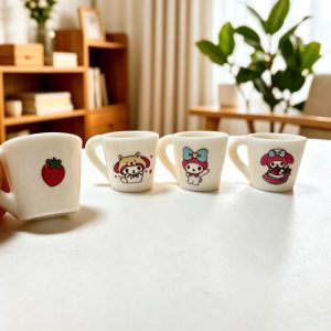 4pcs Licensed Sanrio My Melody Miniature Cup Ornaments Suitable for Dollhouse,, Miniature Scenes, Desktop Decorations, Dollhouse Dolls - 1:12 Scale Tiny Table Centerpieces with Iconic