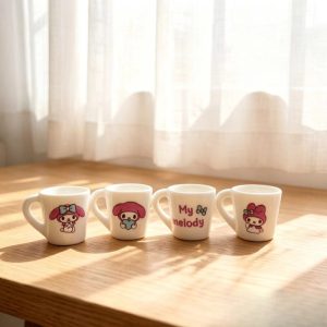 4pcs Licensed Sanrio My Melody Miniature Cup Ornaments Suitable for Dollhouse,, Miniature Scenes, Desktop Decorations, Dollhouse Dolls - 1:12 Scale Tiny Table Centerpieces with Iconic