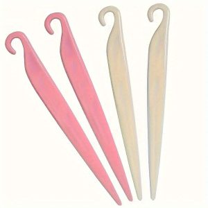 A Cake Release Knife (White/Pink) That Won'T Damage Molds, a Scraper for Baking, a Plastic Cream Spatula, Kitchen Utensils